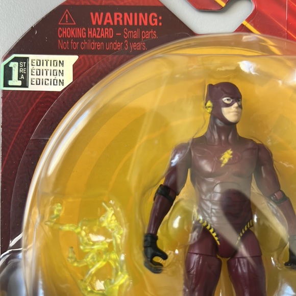 DC The Flash young Barry Movie action figure. - Picture 4 of 8